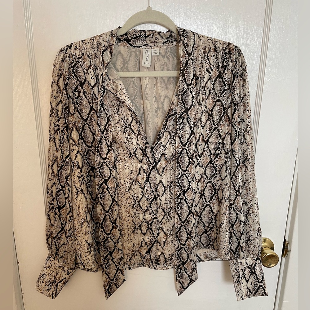 Women’s Top